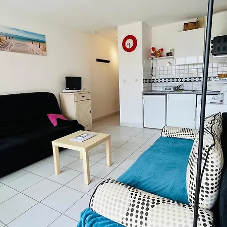 4 Pers Cap D'agde Emplacement Parfait Pour Des Reussies * Agde