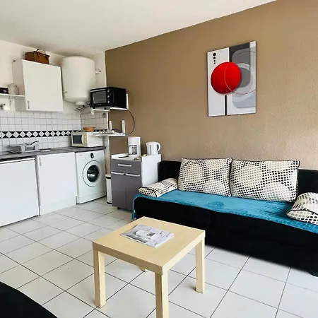 4 Pers Cap D'agde Emplacement Parfait Pour Des Reussies *